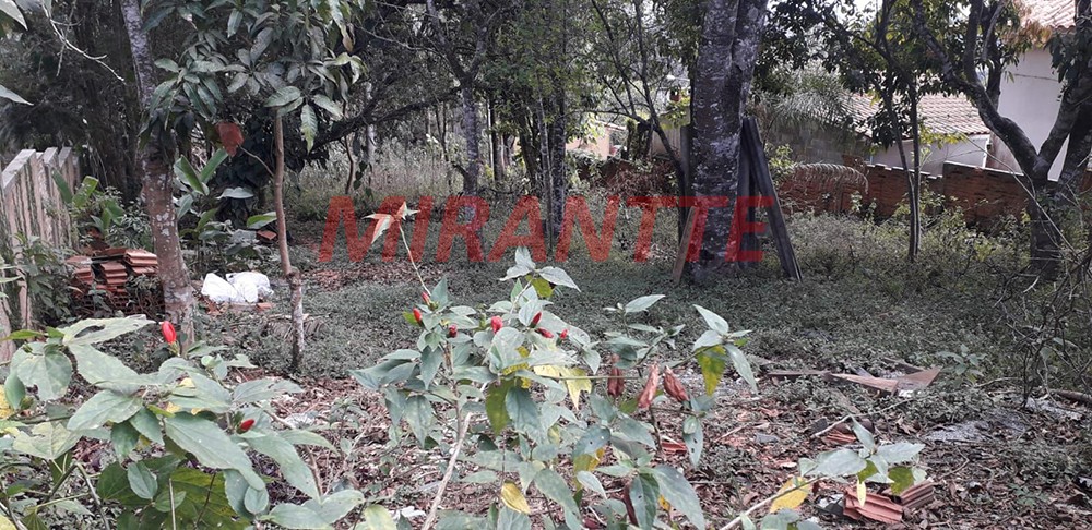 Terreno de 700m² em Serra Da Cantareira