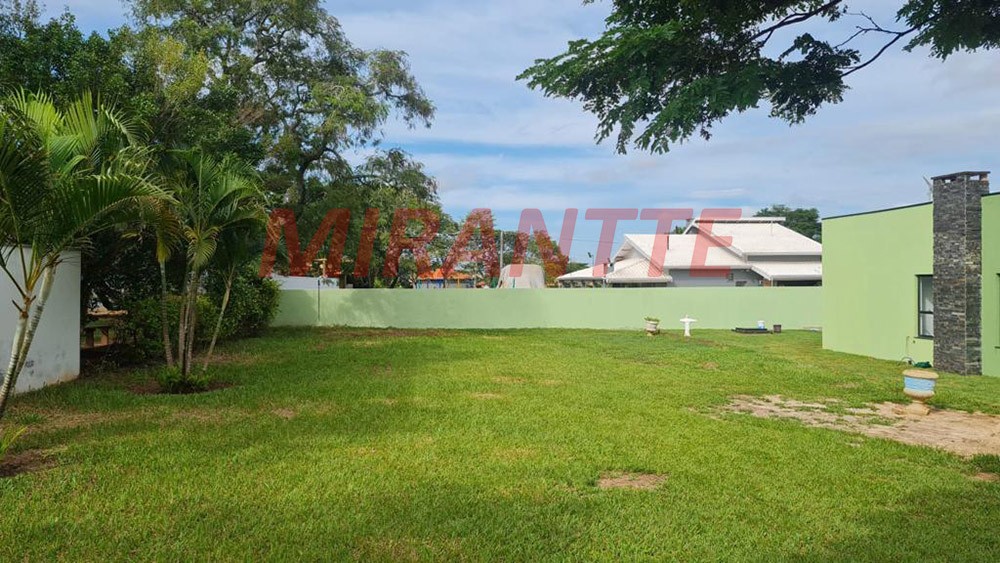 Casa terrea de 2023m² com 3 quartos em Terras de Santa Cristina