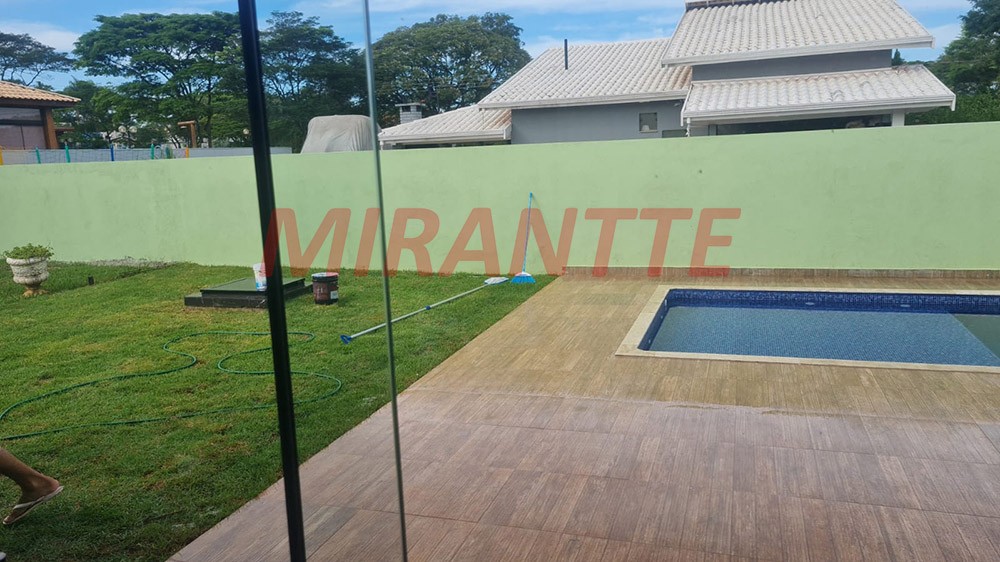 Casa terrea de 2023m² com 3 quartos em Terras de Santa Cristina