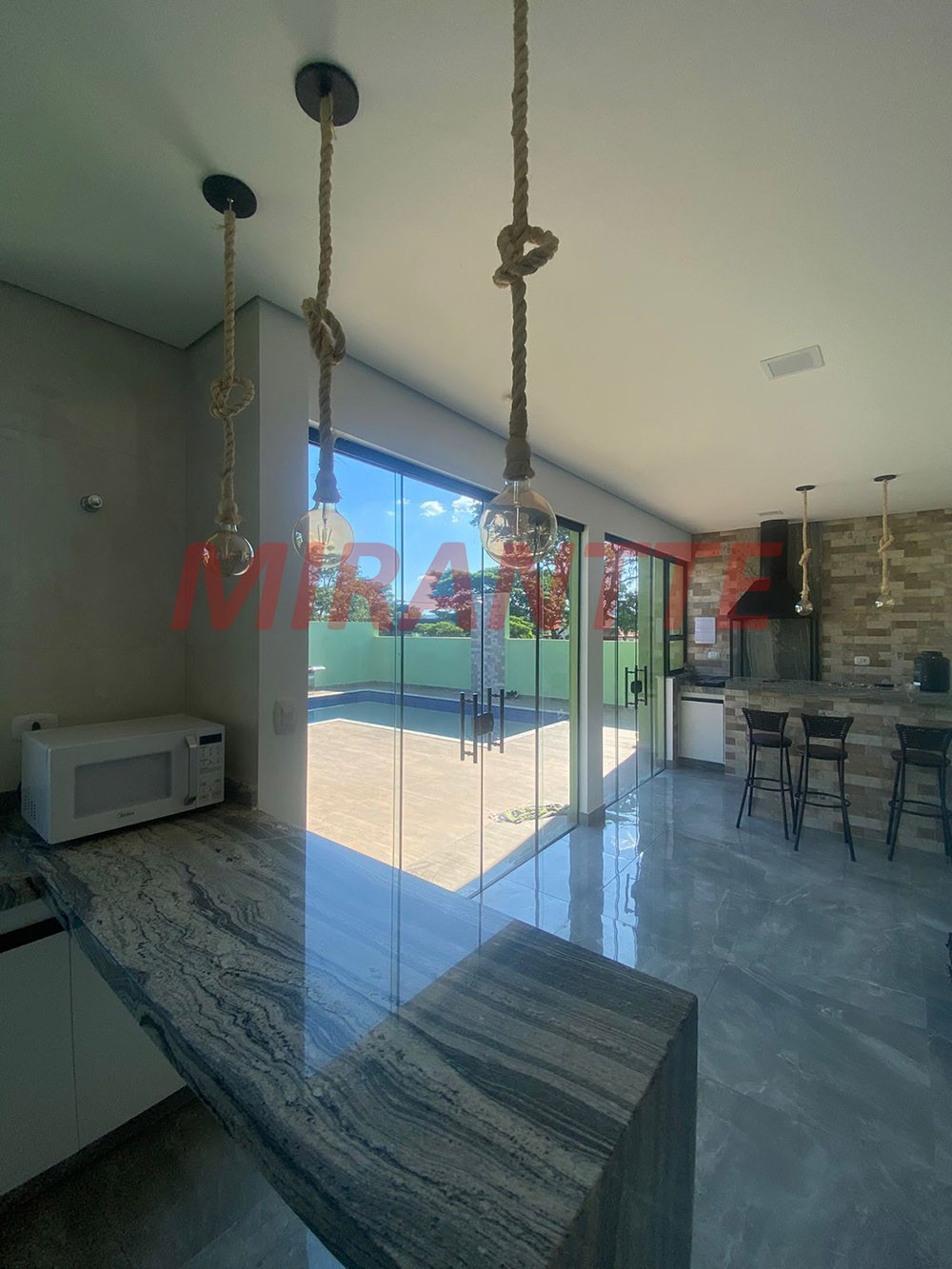 Casa terrea de 2023m² com 3 quartos em Terras de Santa Cristina