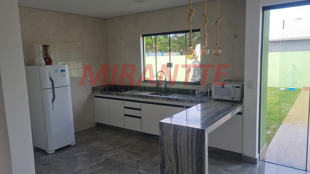 Casa terrea de 2023m² com 3 quartos em Terras de Santa Cristina