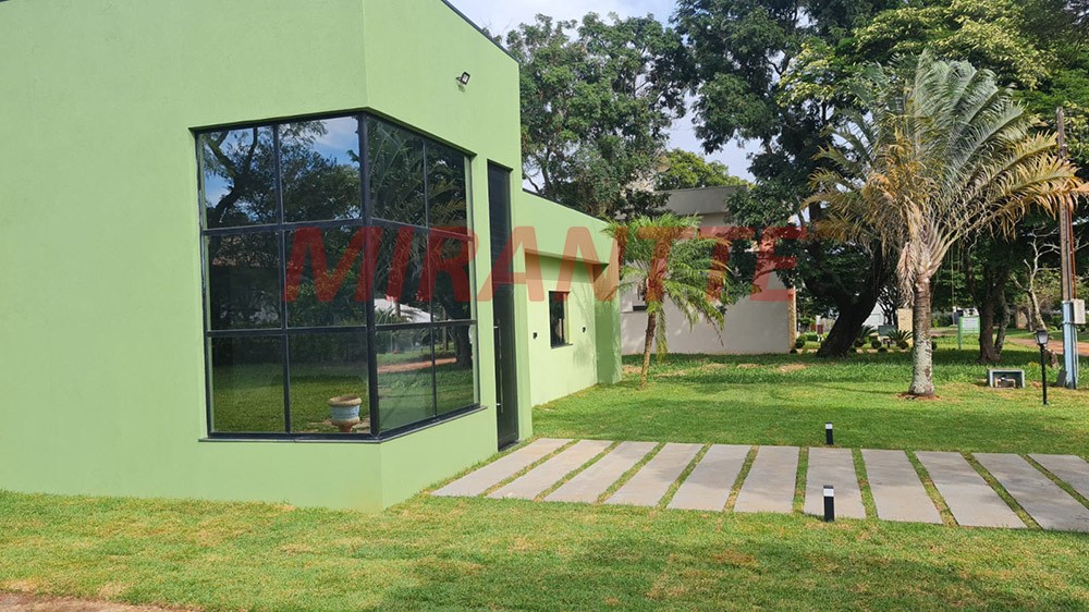 Casa terrea de 2023m² com 3 quartos em Terras de Santa Cristina
