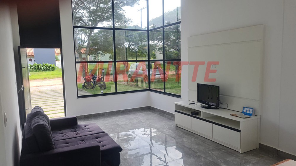 Casa terrea de 2023m² com 3 quartos em Terras de Santa Cristina