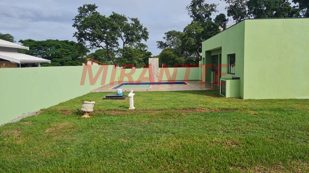 Casa terrea de 2023m² com 3 quartos em Terras de Santa Cristina