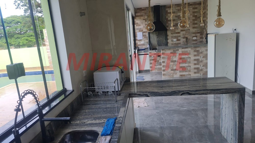 Casa terrea de 2023m² com 3 quartos em Terras de Santa Cristina