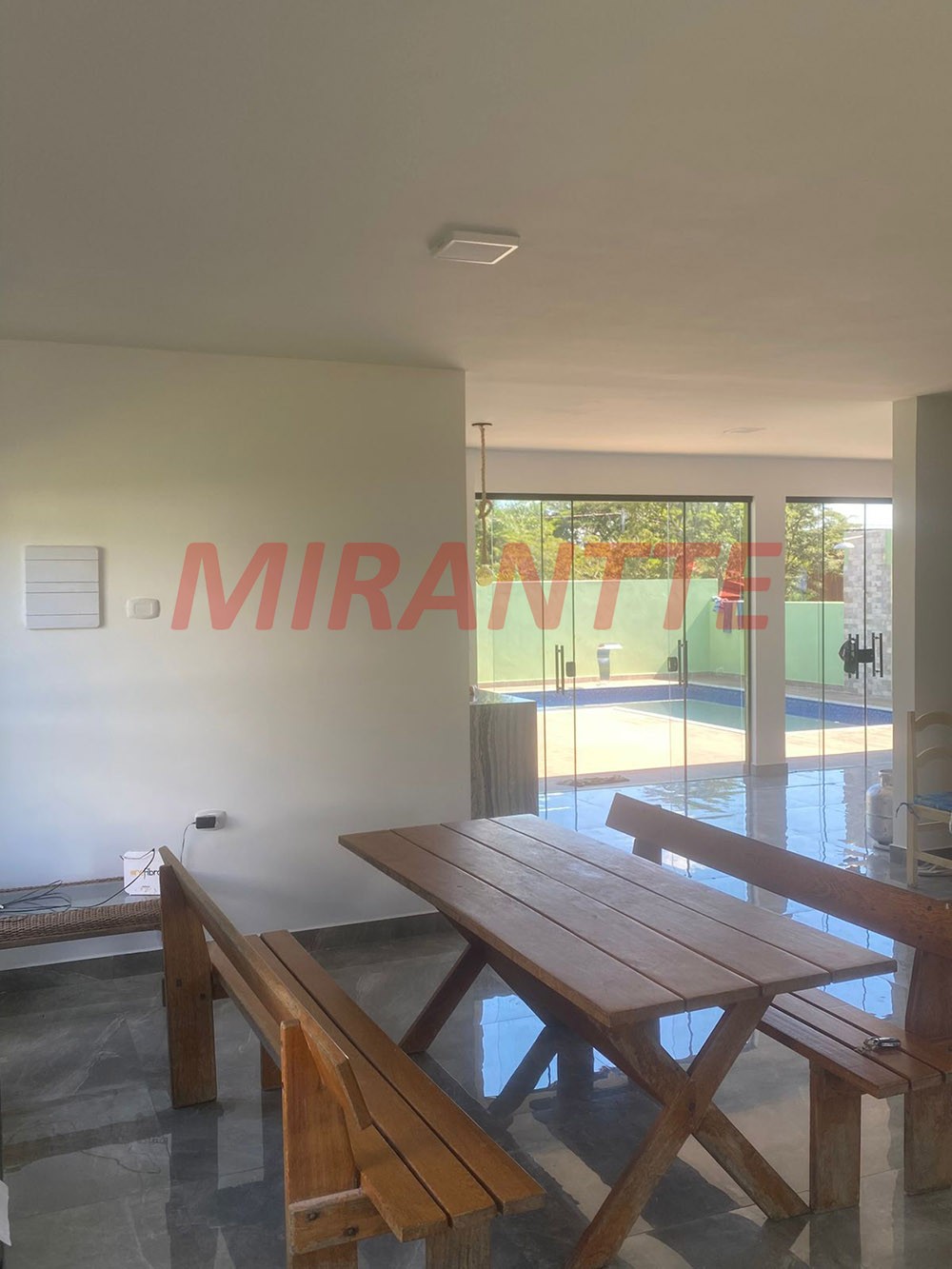 Casa terrea de 2023m² com 3 quartos em Terras de Santa Cristina