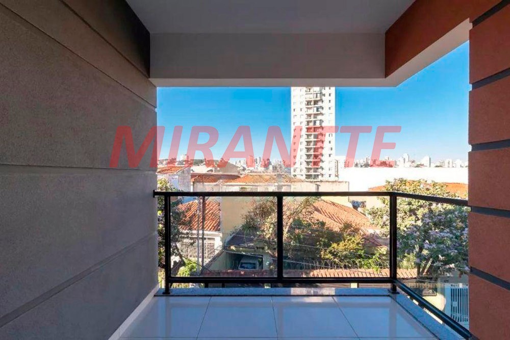 Apartamento de 52m² com 2 quartos em Água Fria