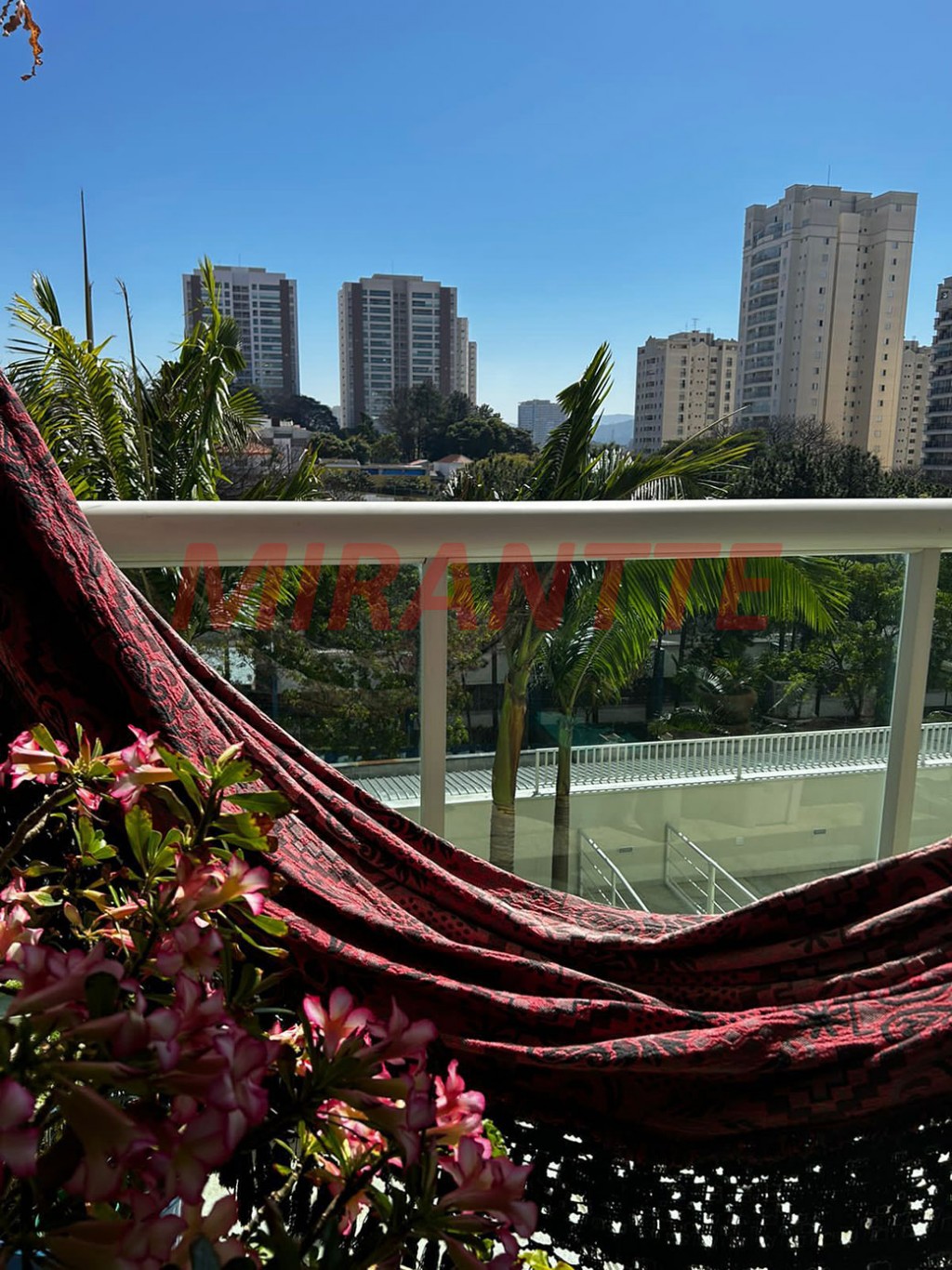 Apartamento com 3 quartos em Vila Progresso