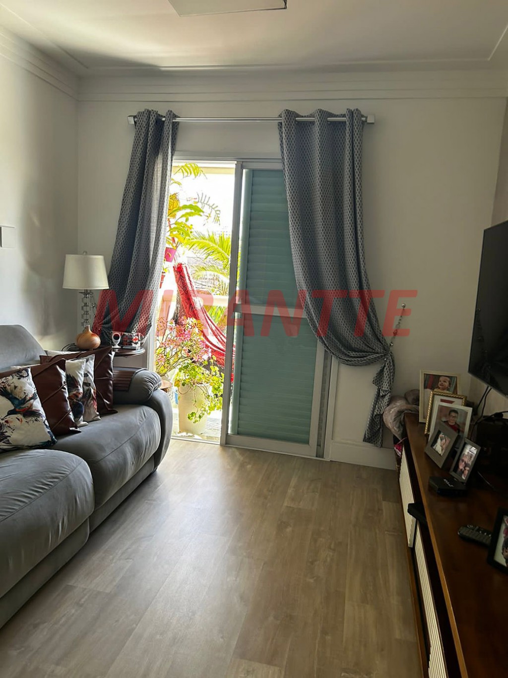 Apartamento com 3 quartos em Vila Progresso