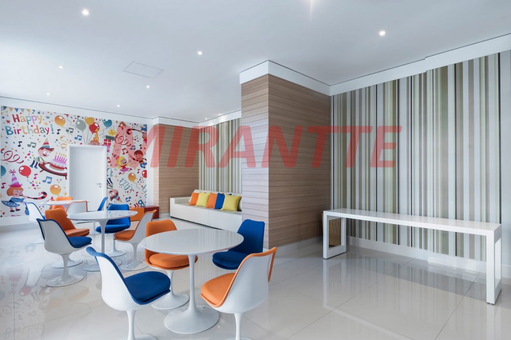 Apartamento de 68m² com 2 quartos em Jardim Flor da Montanha