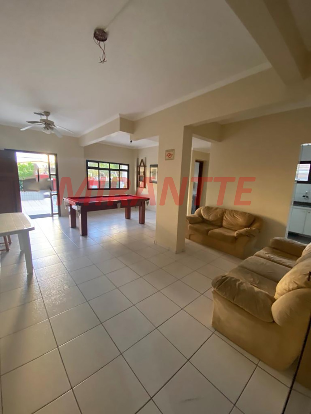 Apartamento de 78m² com 2 quartos em ENSEADA