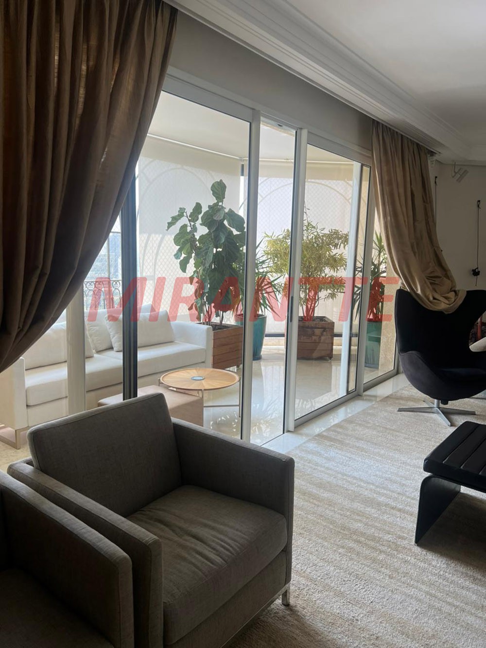 Apartamento de 342m² com 4 quartos em Vila Andrade