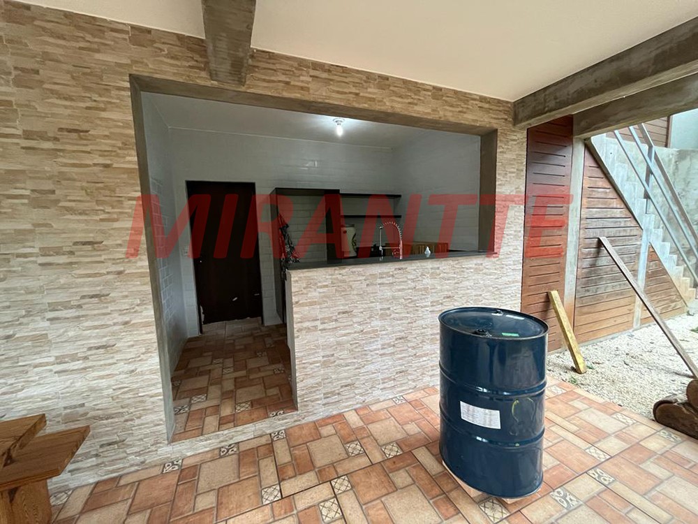 Casa terrea de 196m² com 3 quartos em Serra Da Cantareira