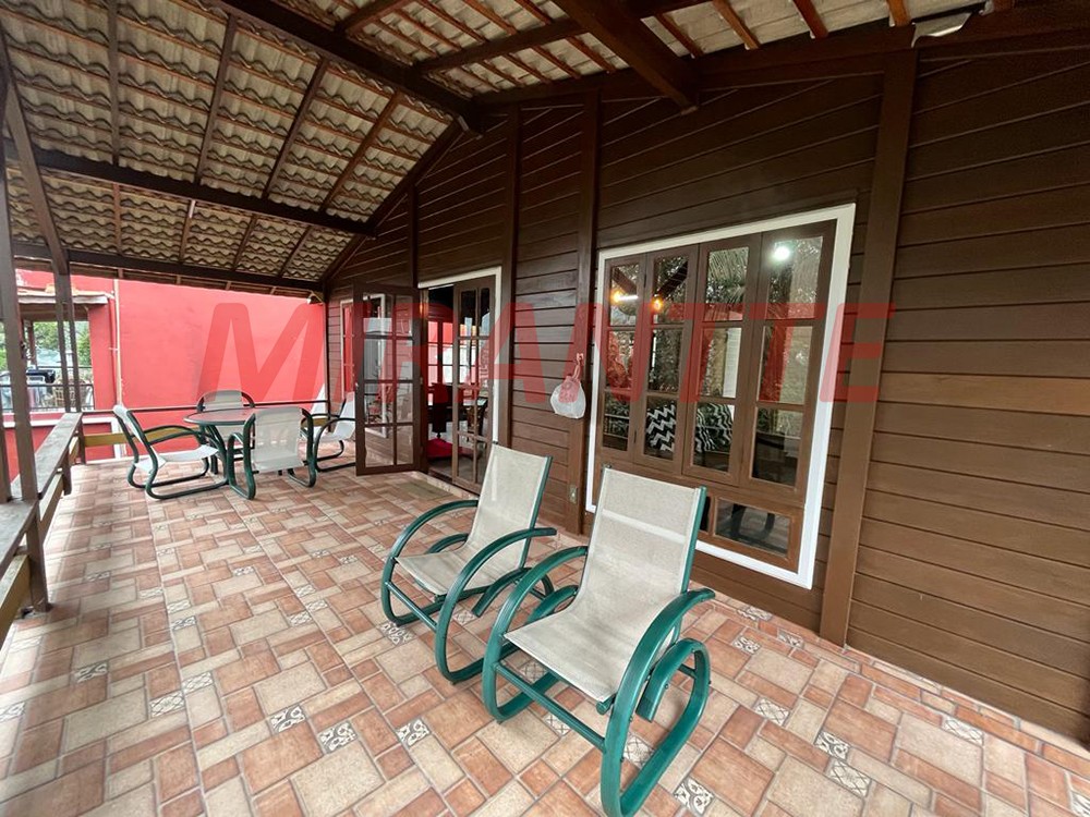 Casa terrea de 196m² com 3 quartos em Serra Da Cantareira