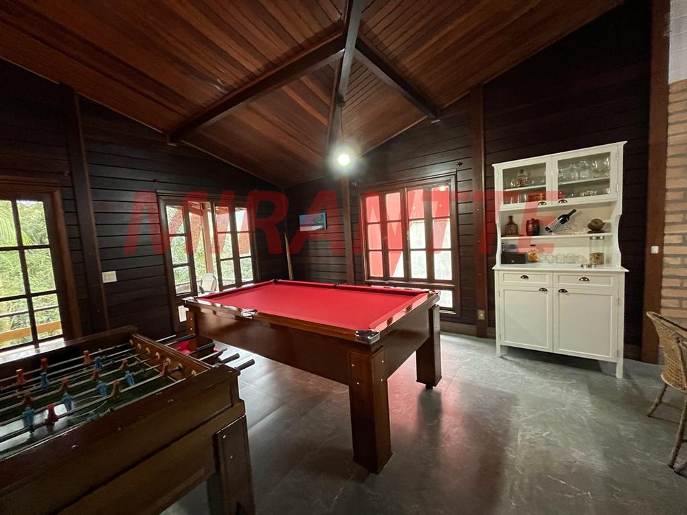 Casa terrea de 196m² com 3 quartos em Serra Da Cantareira