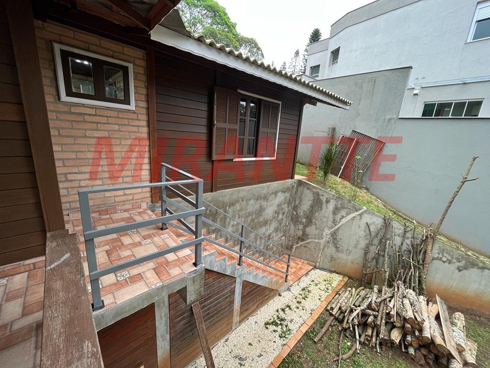 Casa terrea de 196m² com 3 quartos em Serra Da Cantareira