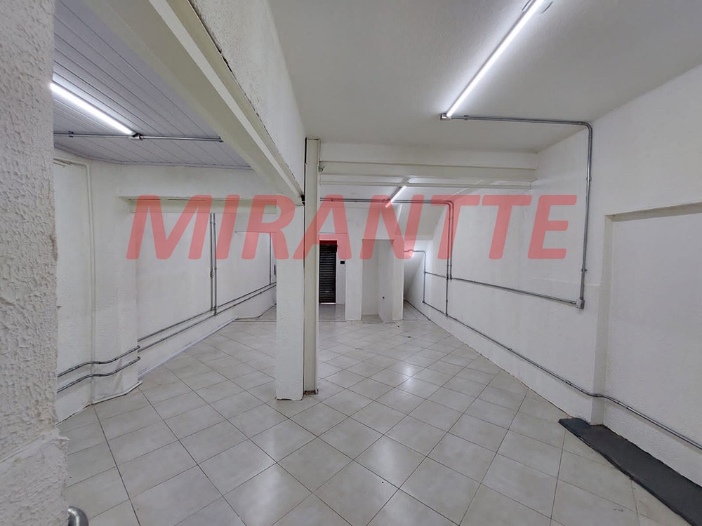 Comercial de 210m² em Santana