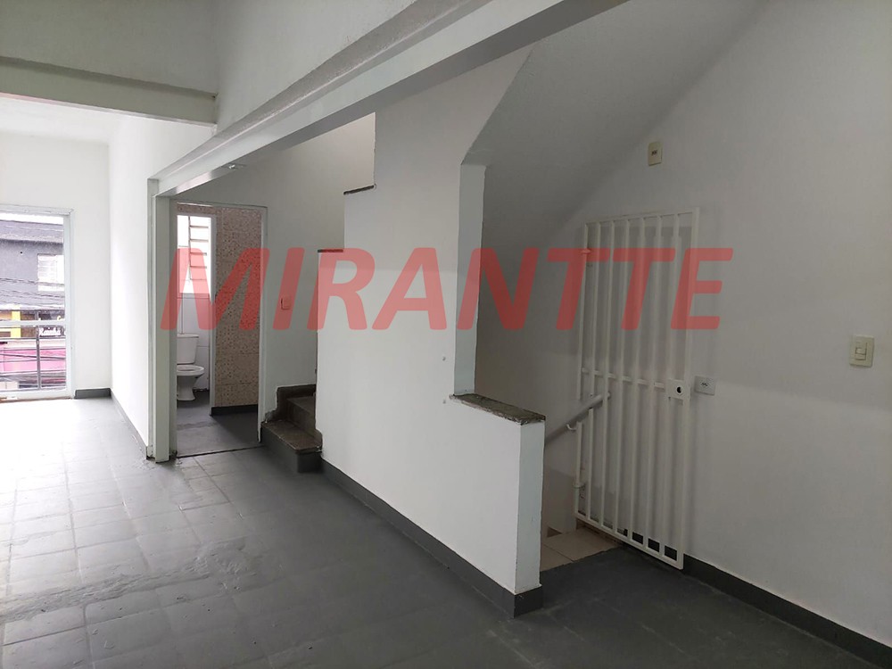Comercial de 210m² em Santana