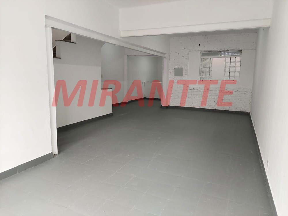 Comercial de 210m² em Santana