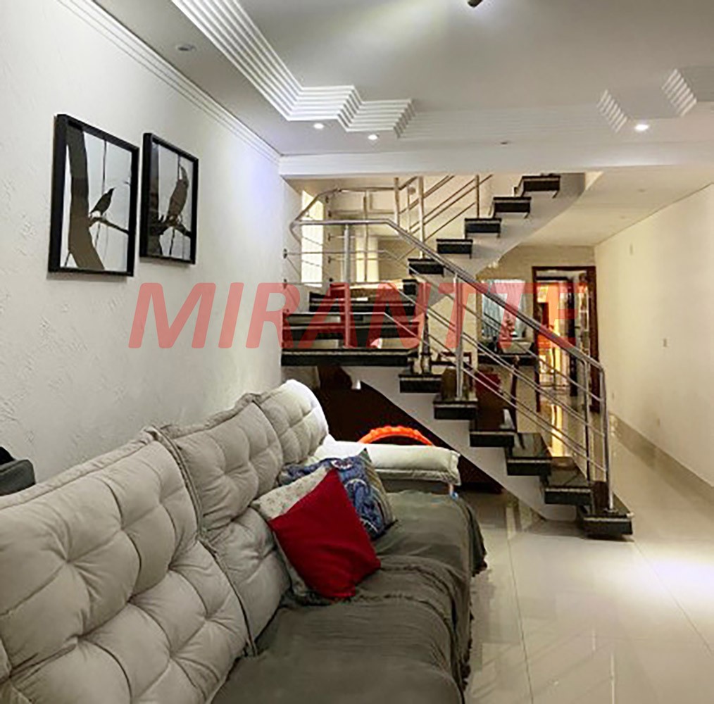 Sobrado de 228m² com 3 quartos em Jardim Santa Clara