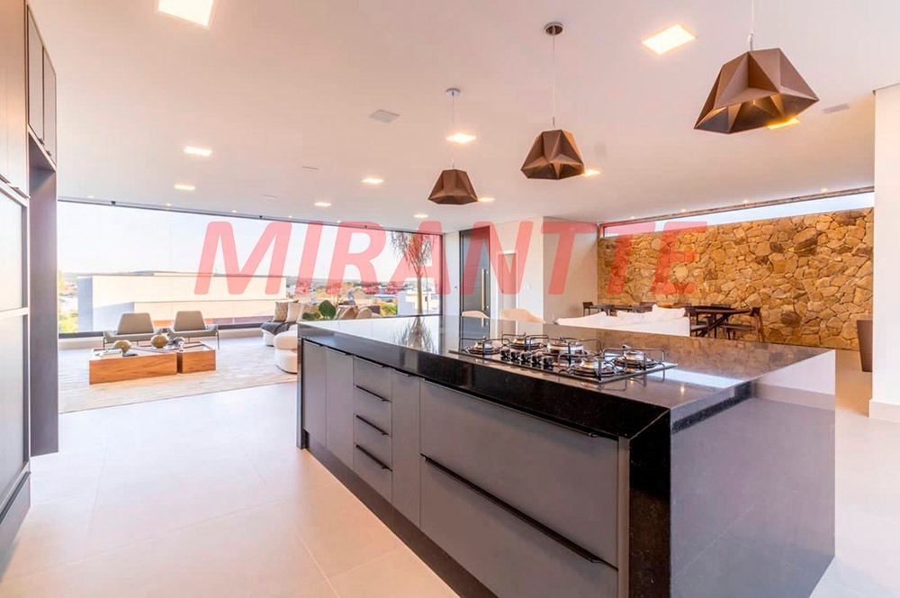 Cond. fechado de 435.7m² com 3 quartos em ALPHAVILLE NOVA ESPLANADA