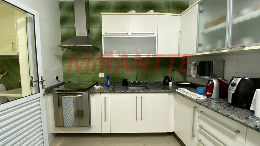 Cond. fechado de 240m² com 3 quartos em Jardim São Paulo