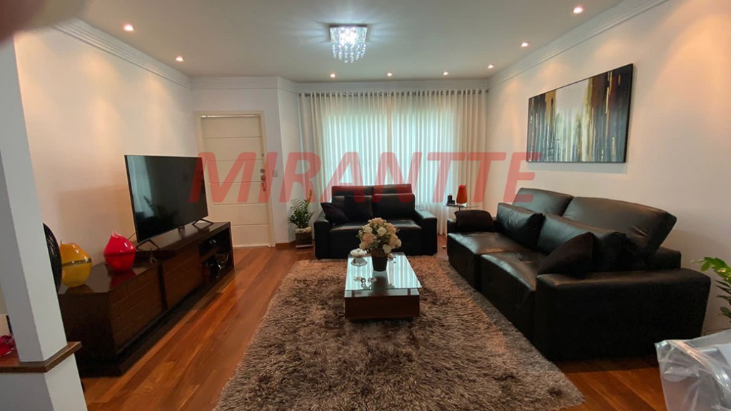 Cond. fechado de 240m² com 3 quartos em Jardim São Paulo