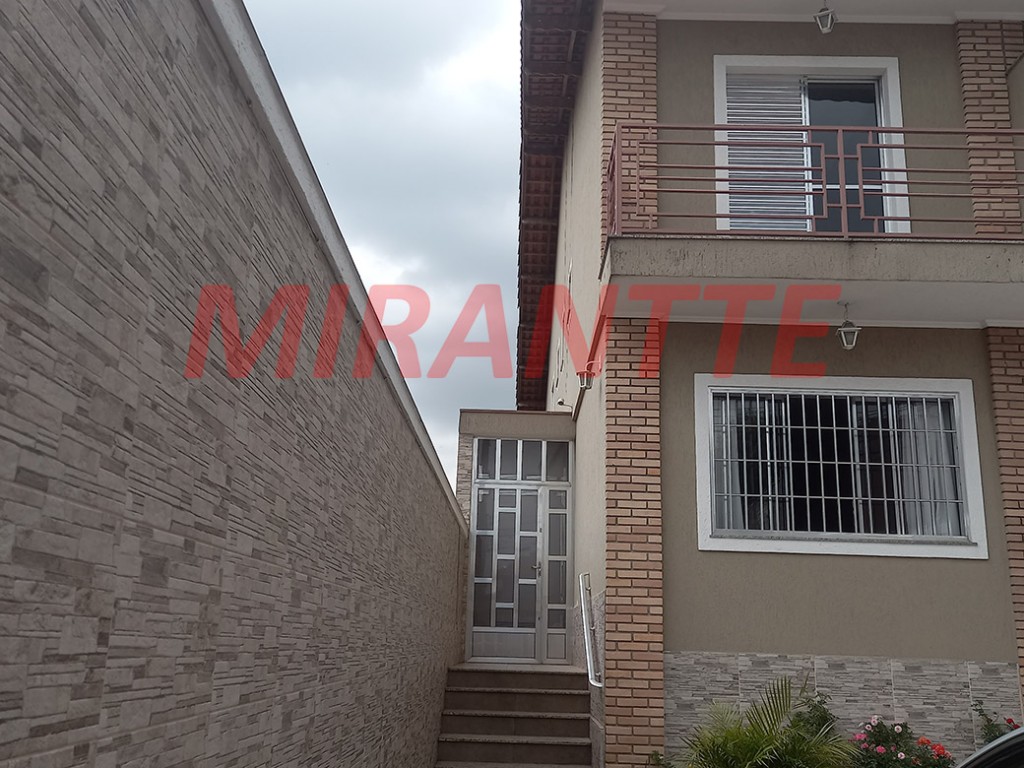 Sobrado de 120m² com 3 quartos em Vila Santa Maria