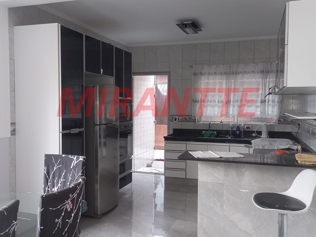 Sobrado de 120m² com 3 quartos em Vila Santa Maria