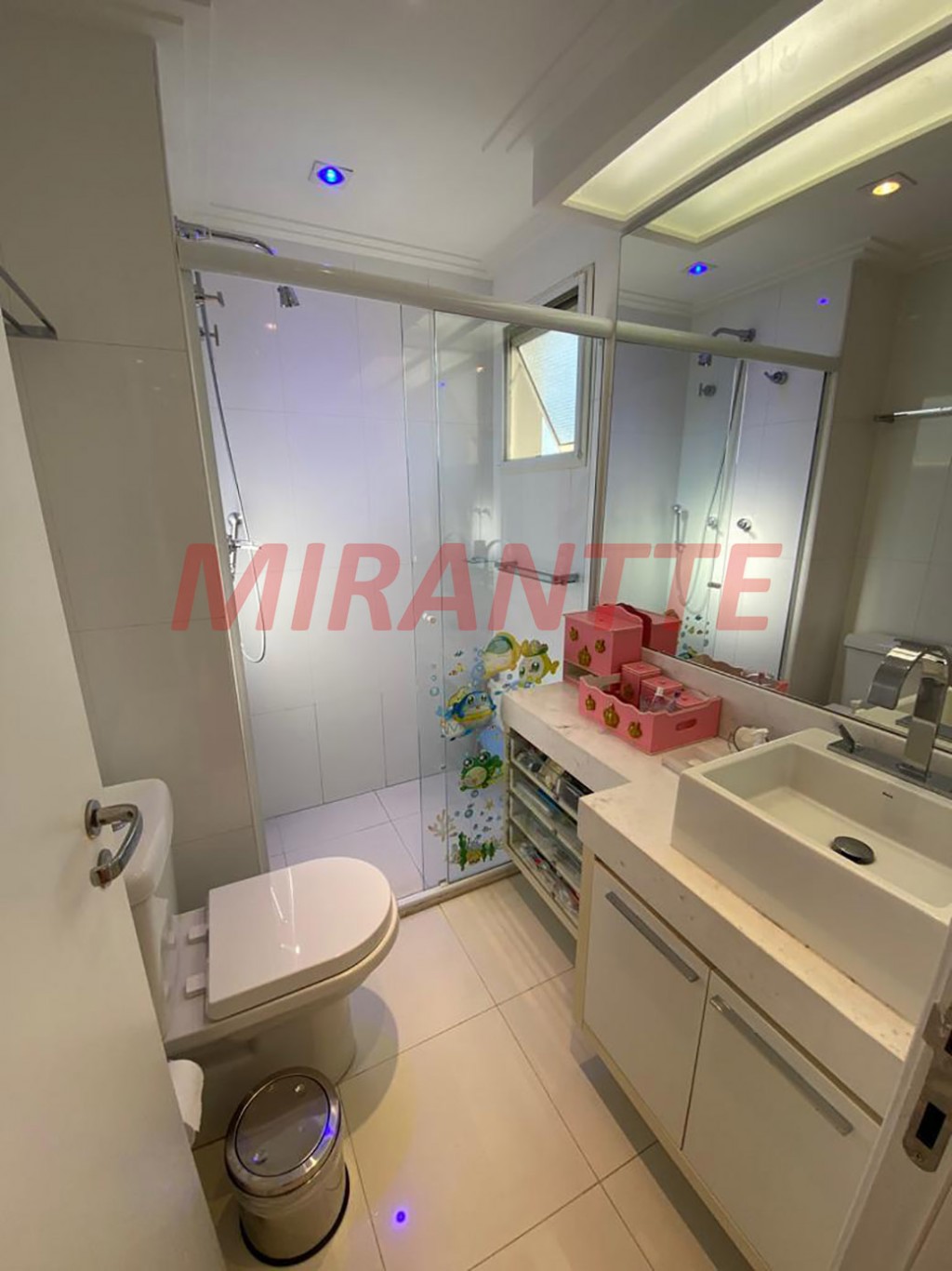 Apartamento com 3 quartos em Alto de Pinheiros