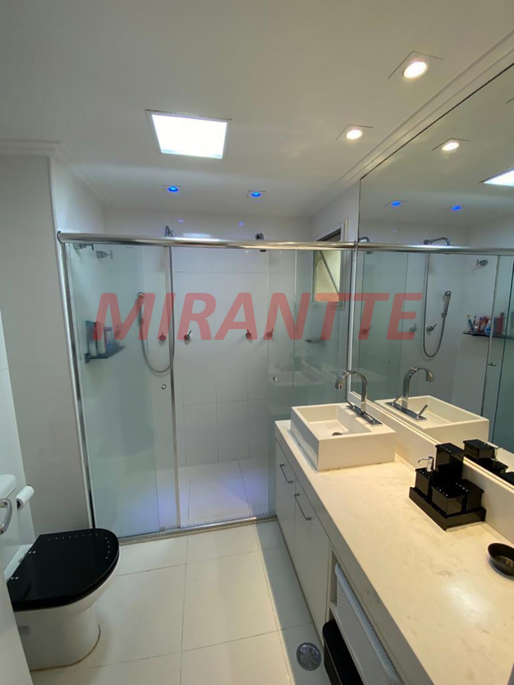 Apartamento com 3 quartos em Alto de Pinheiros