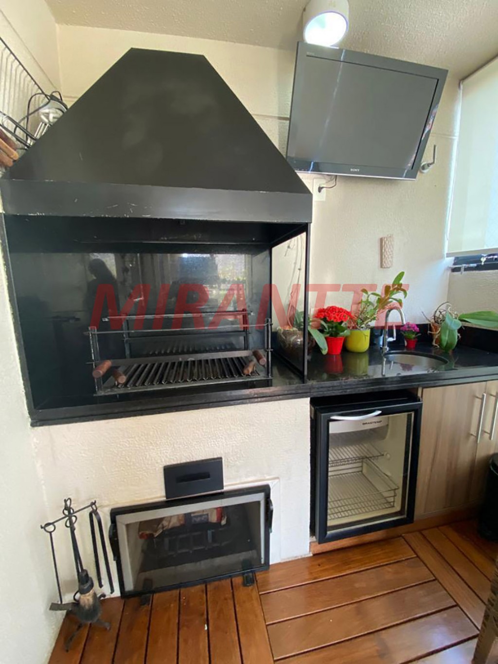 Apartamento com 3 quartos em Alto de Pinheiros