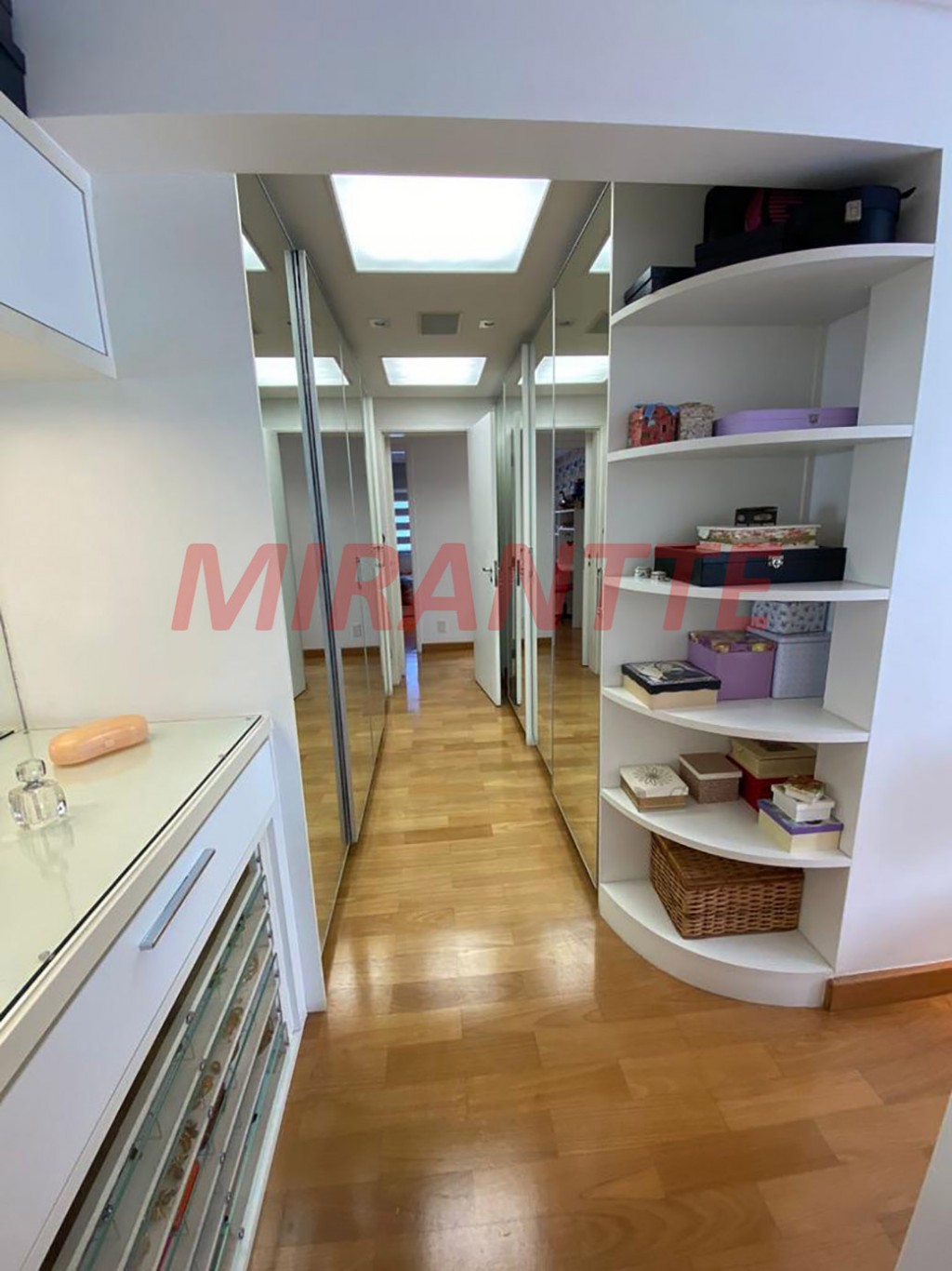 Apartamento com 3 quartos em Alto de Pinheiros