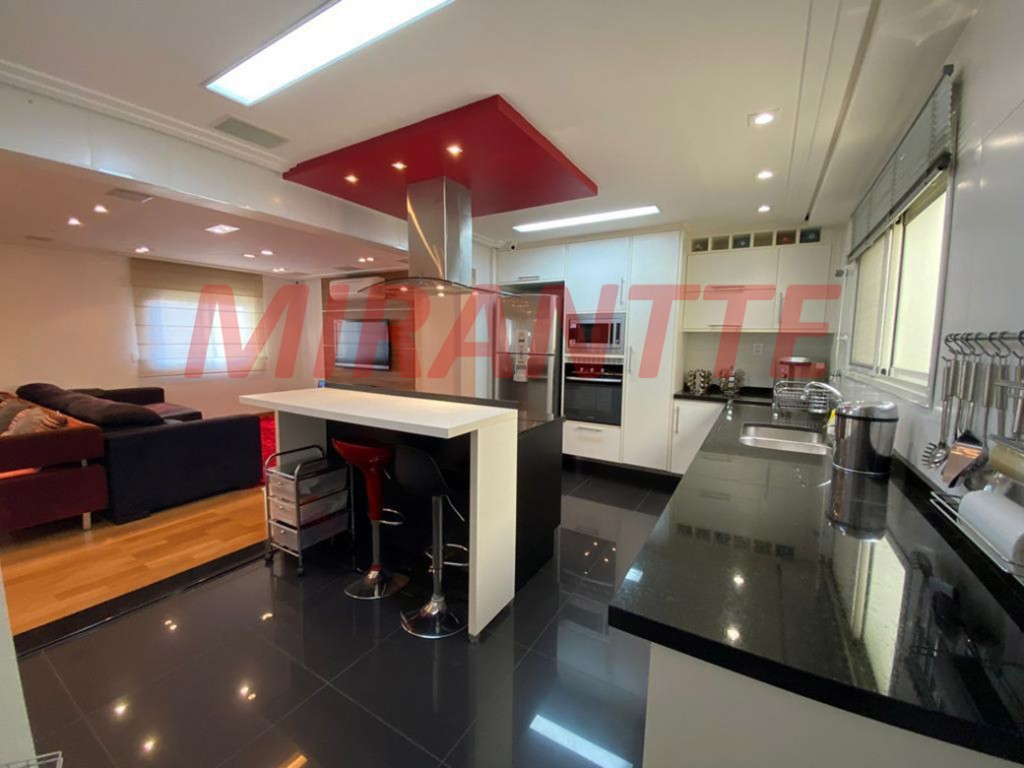 Apartamento com 3 quartos em Alto de Pinheiros