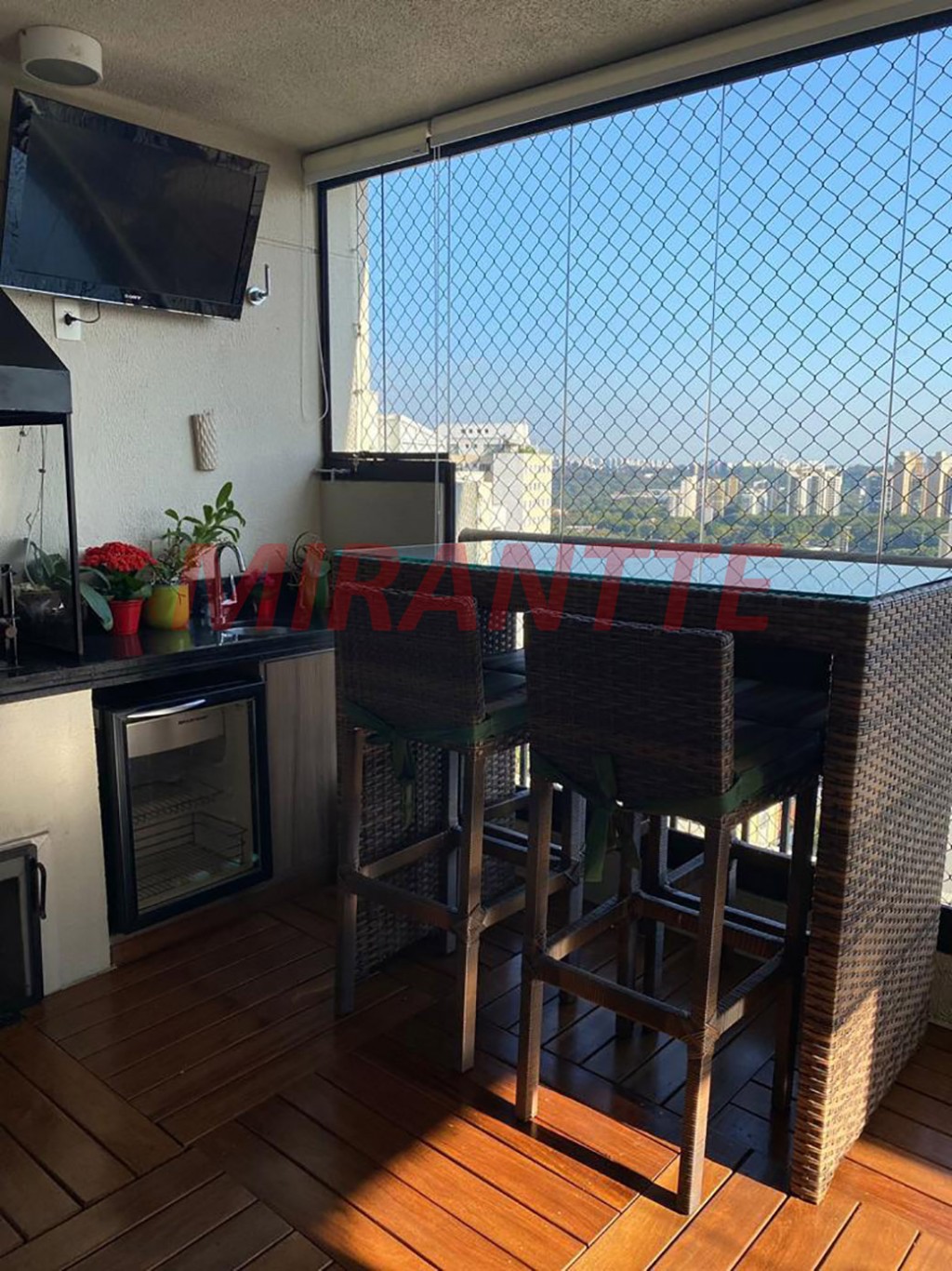 Apartamento com 3 quartos em Alto de Pinheiros