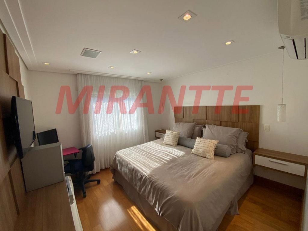 Apartamento com 3 quartos em Alto de Pinheiros