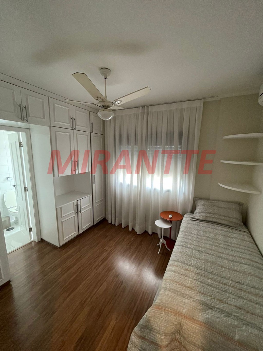 Apartamento de 180m² com 3 quartos em Indianópolis