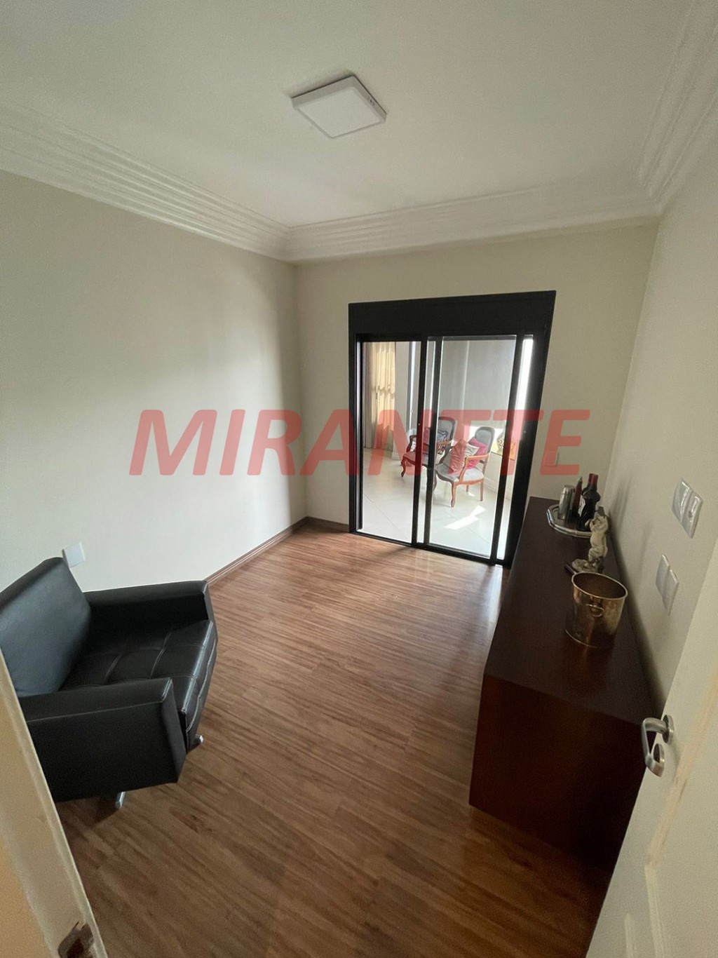 Apartamento de 180m² com 3 quartos em Indianópolis