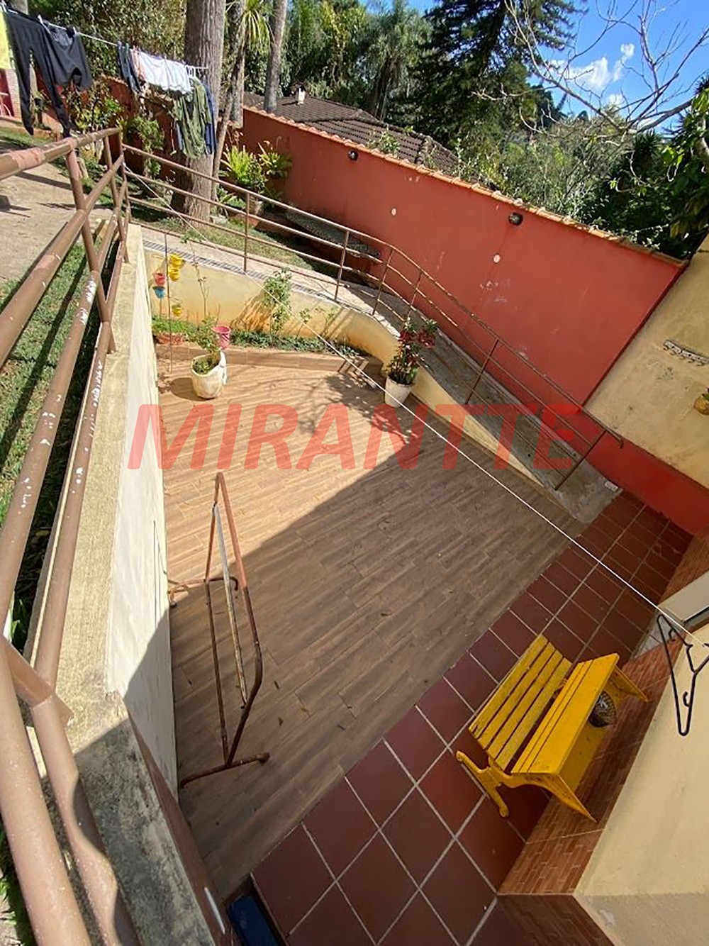 Sobrado de 500m² com 5 quartos em Serra da Cantareira