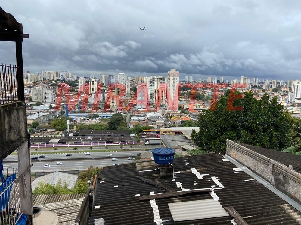 Sobrado de 68m² com 4 quartos em Vila Nova Galvão