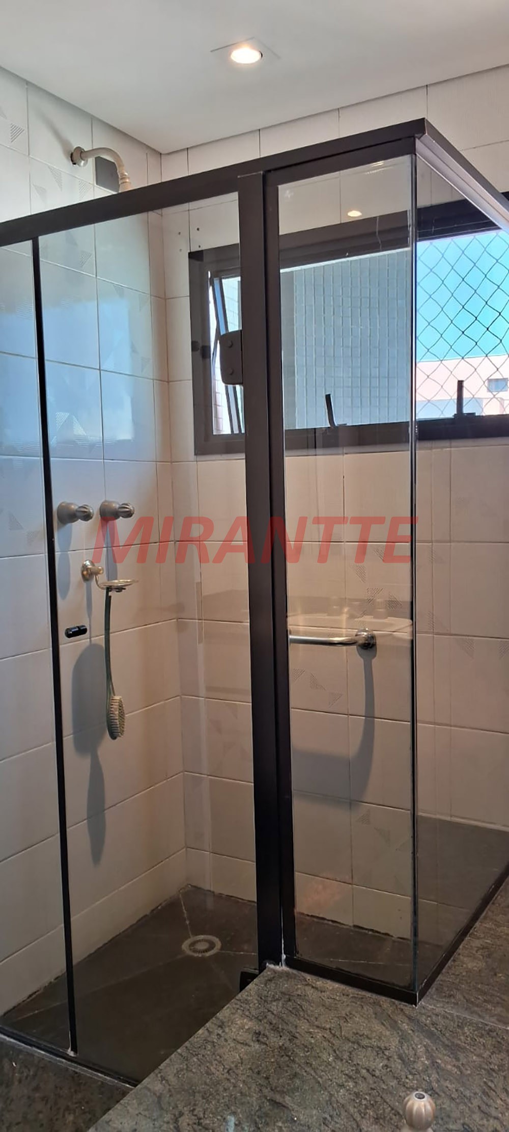 Apartamento de 210m² com 4 quartos em Santana