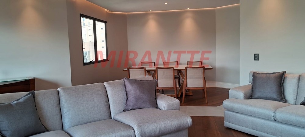 Apartamento de 210m² com 4 quartos em Santana