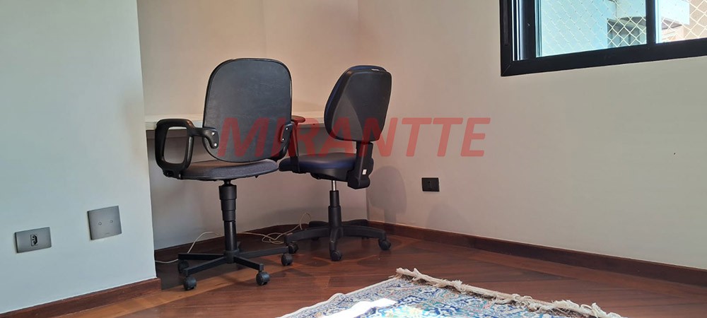 Apartamento de 210m² com 4 quartos em Santana