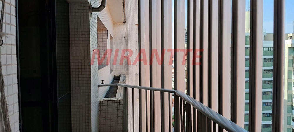 Apartamento de 210m² com 4 quartos em Santana