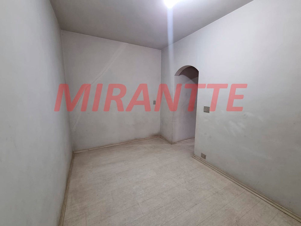 Casa terrea de 352m² com 4 quartos em Barro Branco
