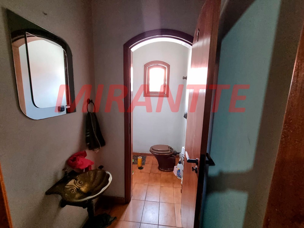 Casa terrea de 352m² com 4 quartos em Barro Branco