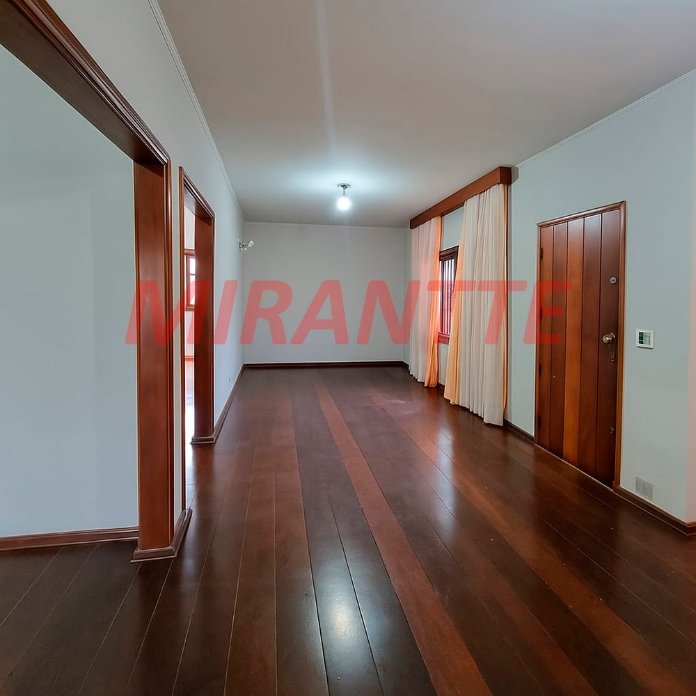 Casa terrea de 352m² com 4 quartos em Barro Branco
