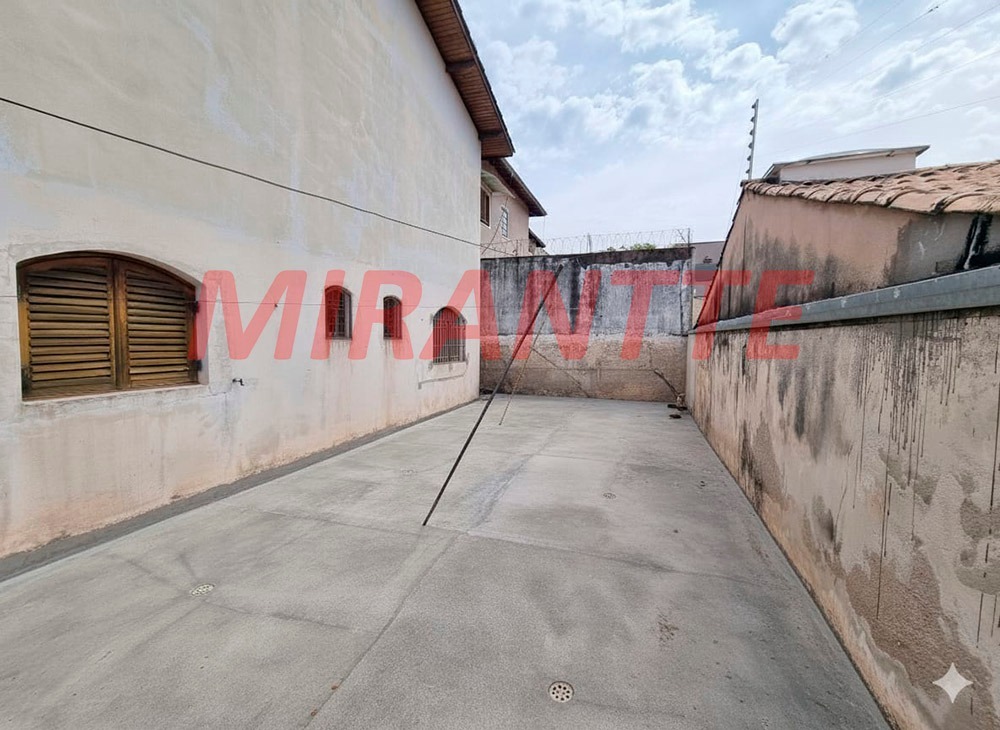 Casa terrea de 352m² com 4 quartos em Barro Branco