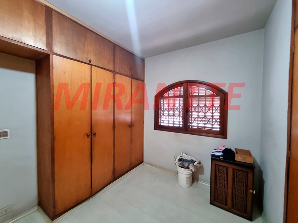 Casa terrea de 352m² com 4 quartos em Barro Branco