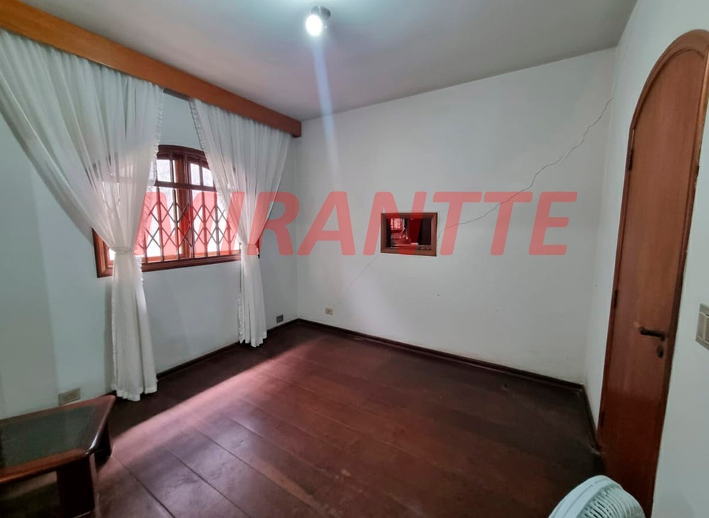 Casa terrea de 352m² com 4 quartos em Barro Branco